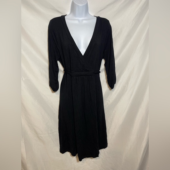 Old Navy Elegant Black Mini Dress - Picture 1 of 7